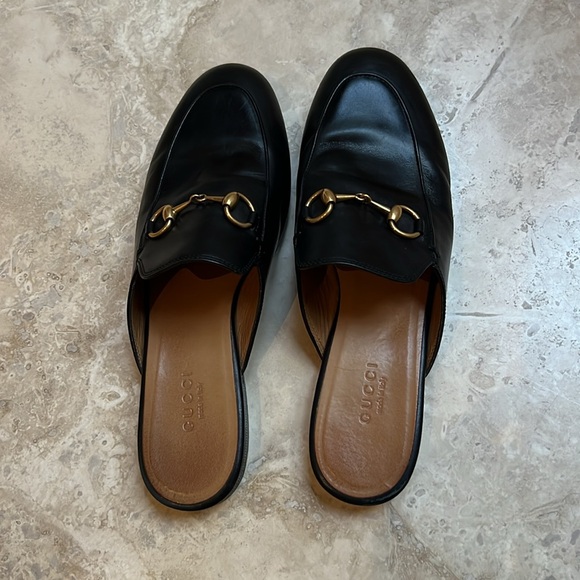 Gucci Princetown slipper in black - Picture 2 of 9